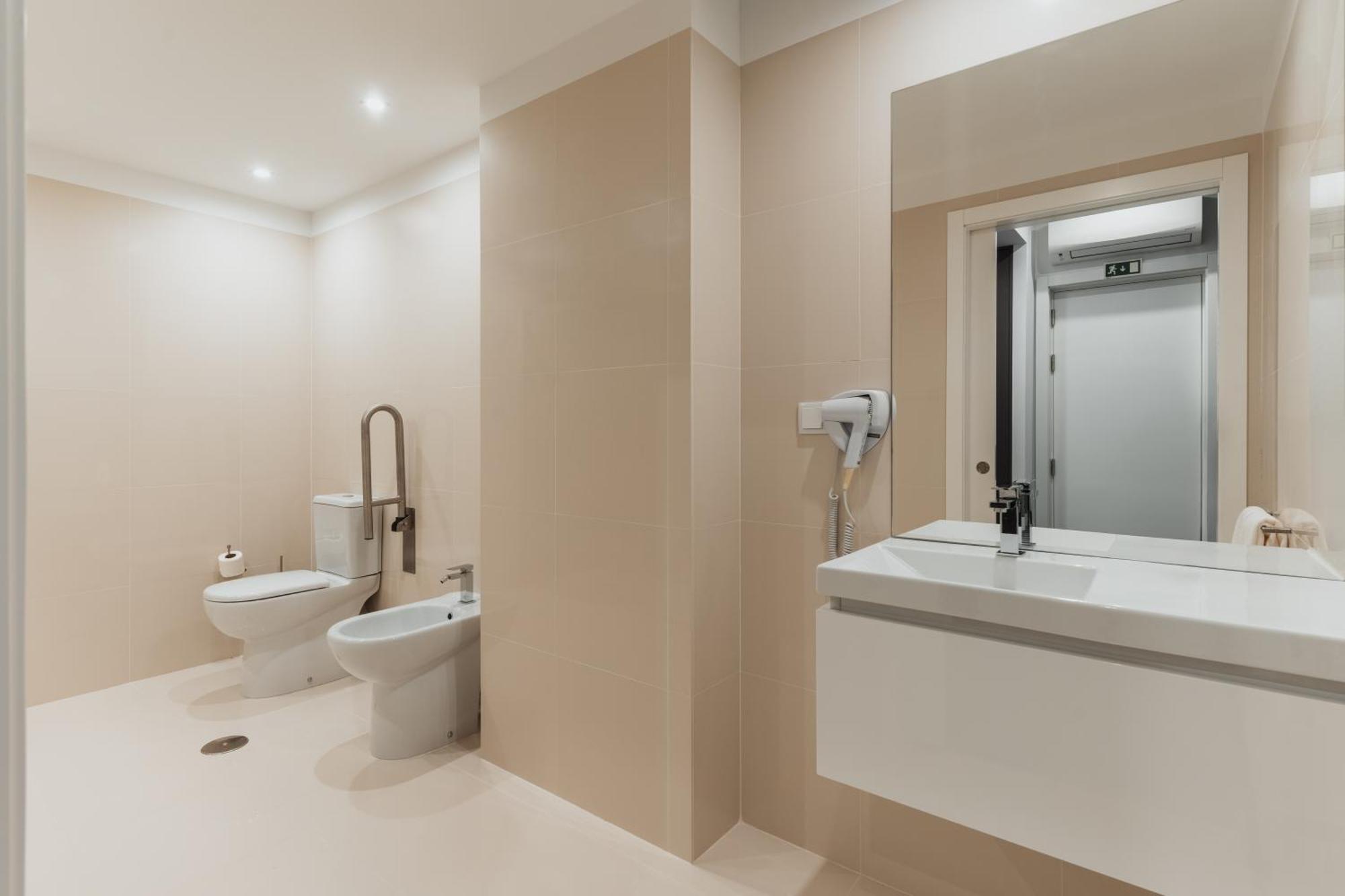 Avenida Concept Studios Авейру Екстер'єр фото