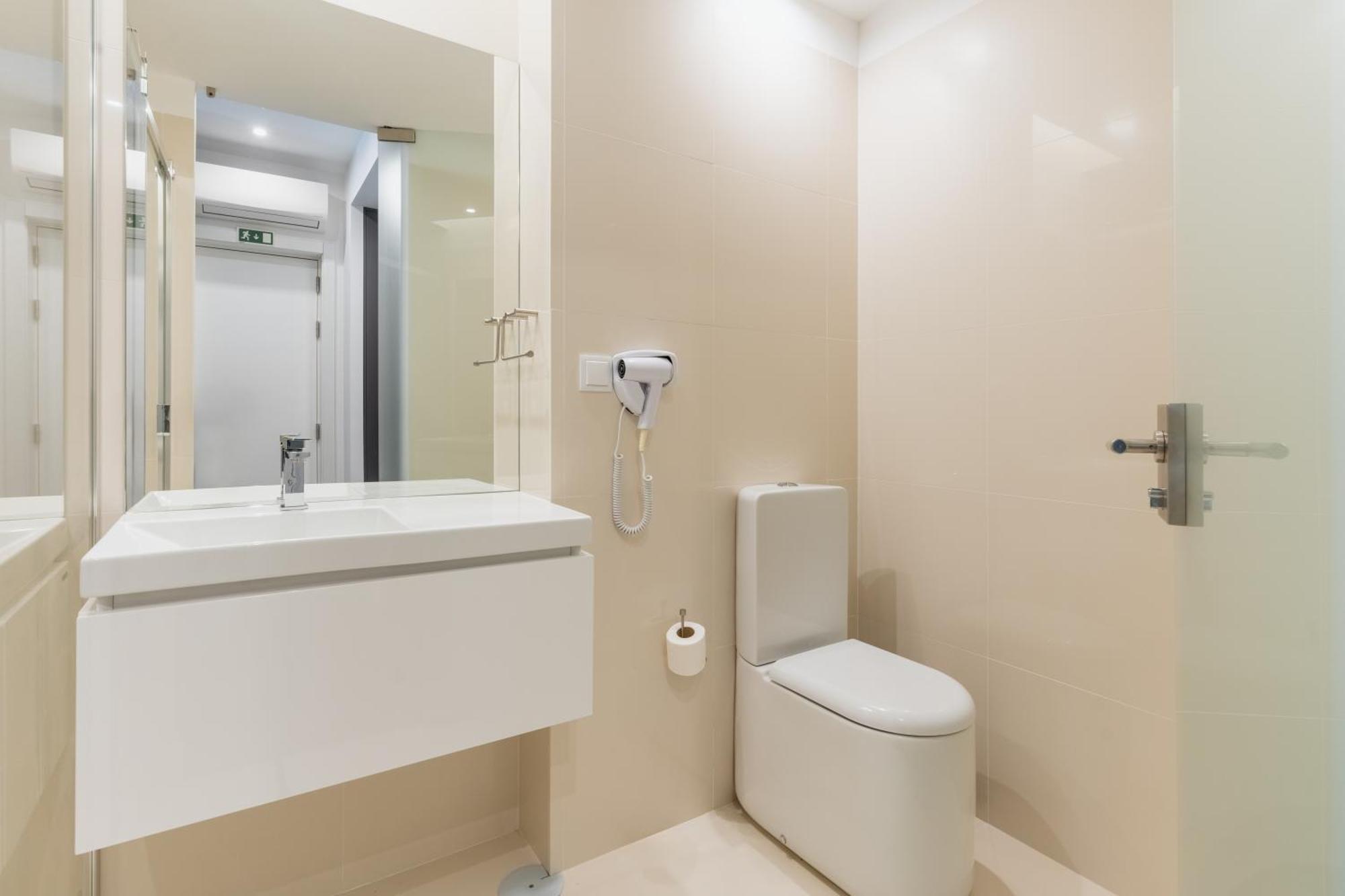 Avenida Concept Studios Авейру Екстер'єр фото